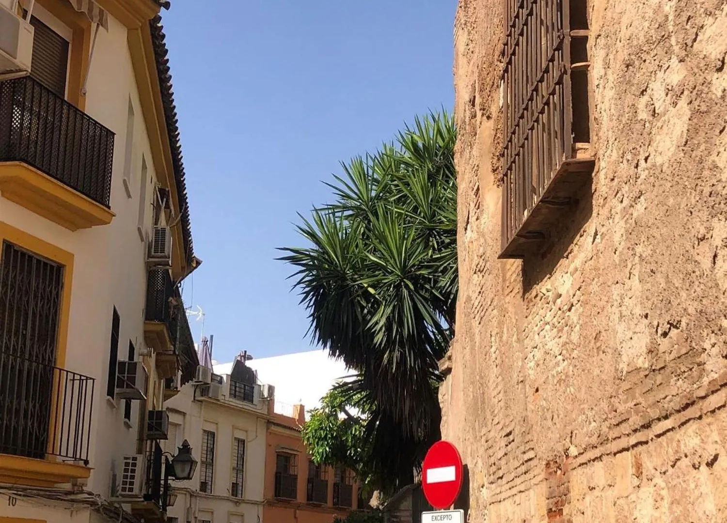 Apartamento Apto Familiar Balcones A La Muralla Córdoba España